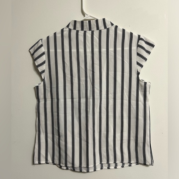 Shein  Blouse - Picture 2 of 3